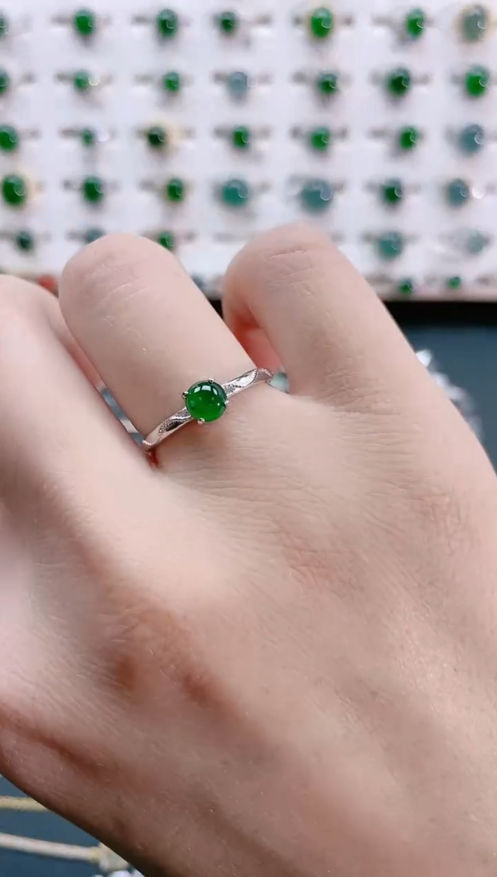 【闪购商品】翡翠戒指银S925镶嵌天然翡翠