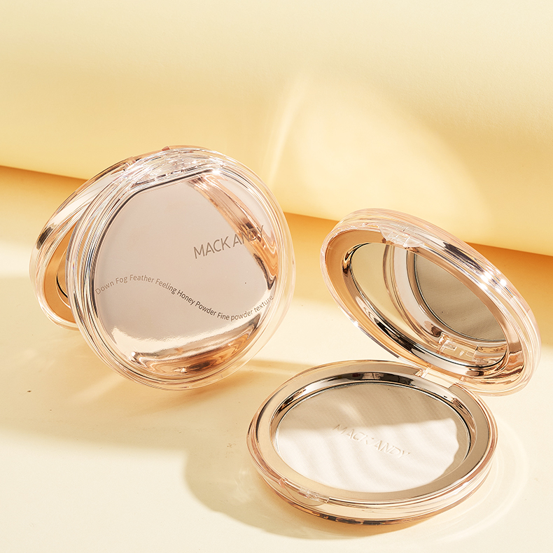 【肖婆专属】MACKANDY玛可安迪绿要羽感率粉饼M01象牙