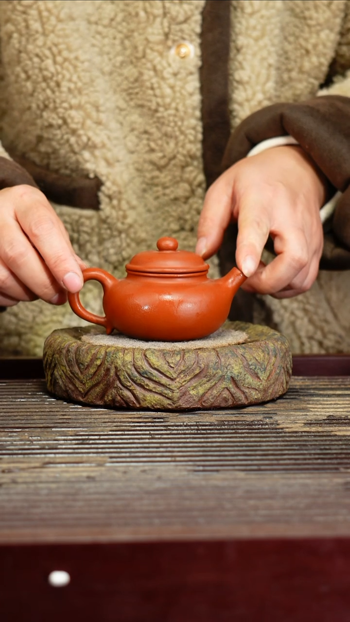 宜兴原矿紫砂壶茶壶宜兴原矿紫砂壶茶壶100C