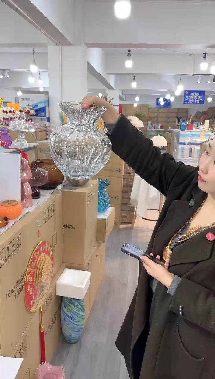 【闪购商品】无铅玻璃玖月花器Q-品30