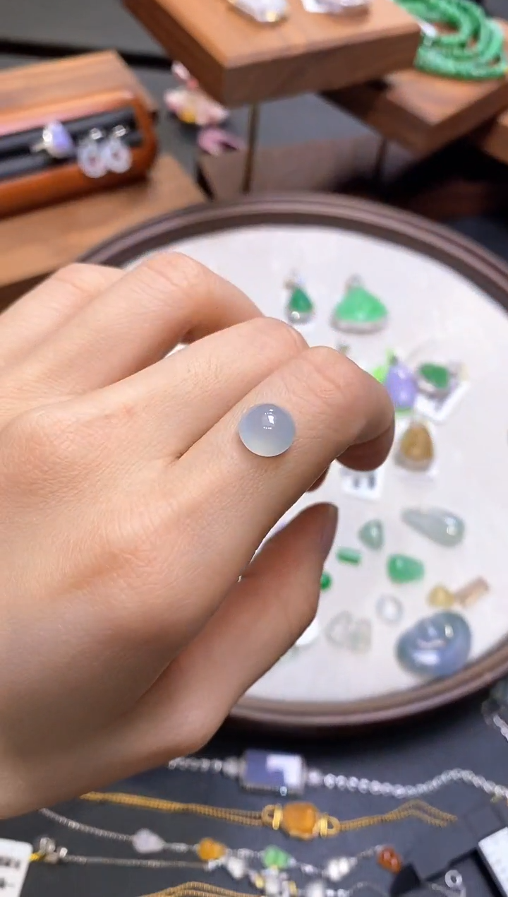 翡翠未镶嵌颈饰蛋面