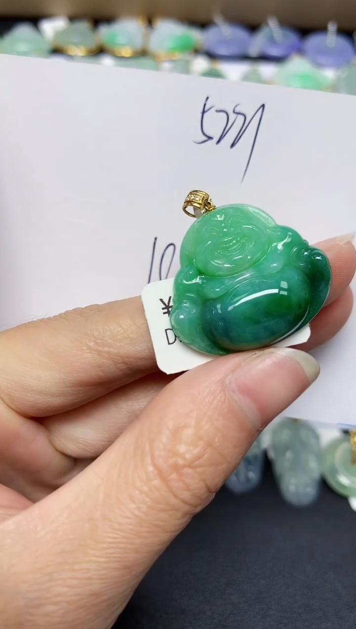 翡翠18K金镶嵌颈饰天然翡翠A货