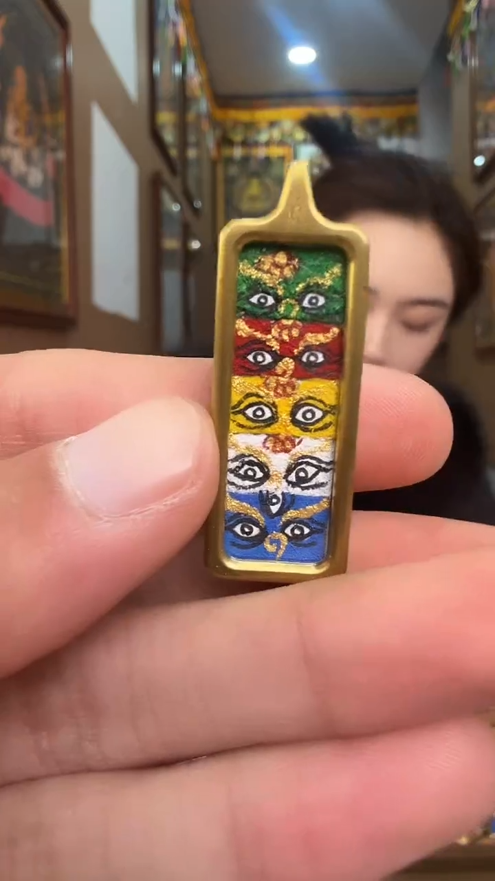 吊坠五路财神眼睛-热贡纯手绘唐卡