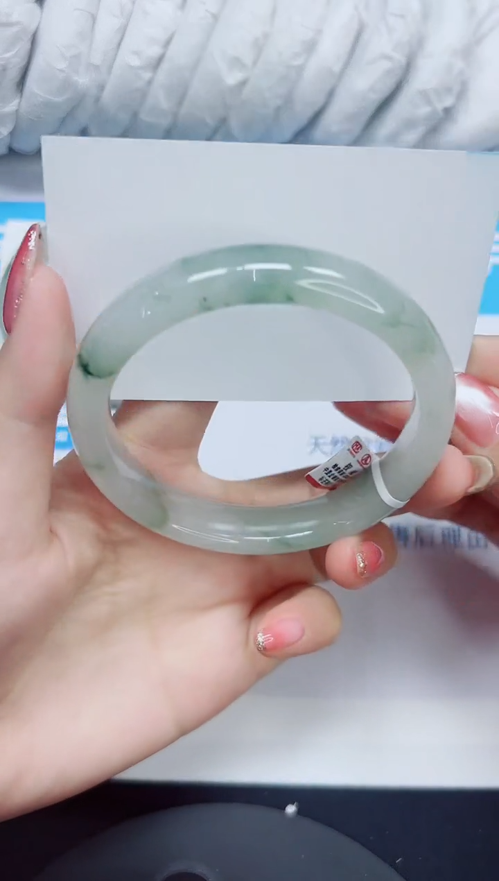 石英质玉手镯未镶嵌11/60.4