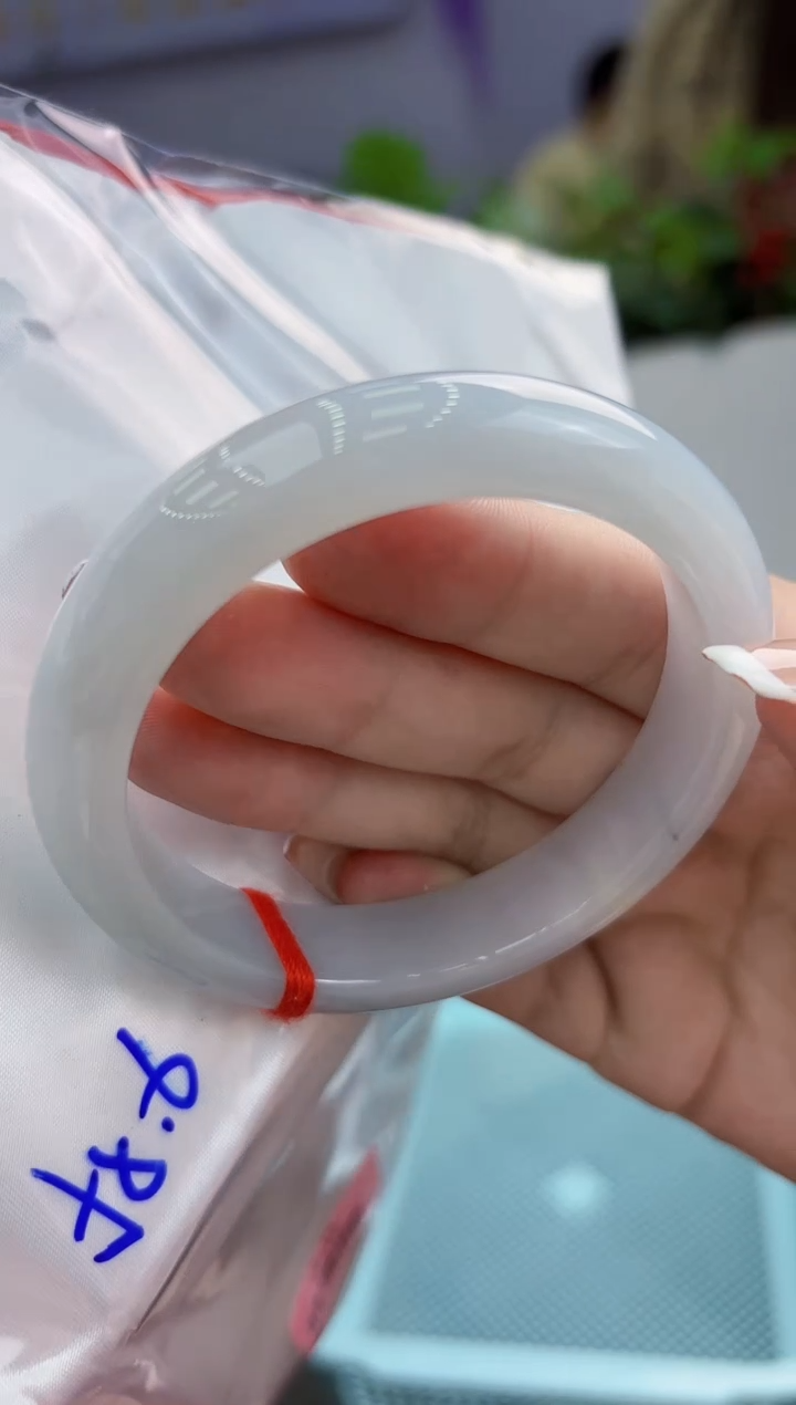 【闪购商品】翡翠手镯未镶嵌翡翠手镯