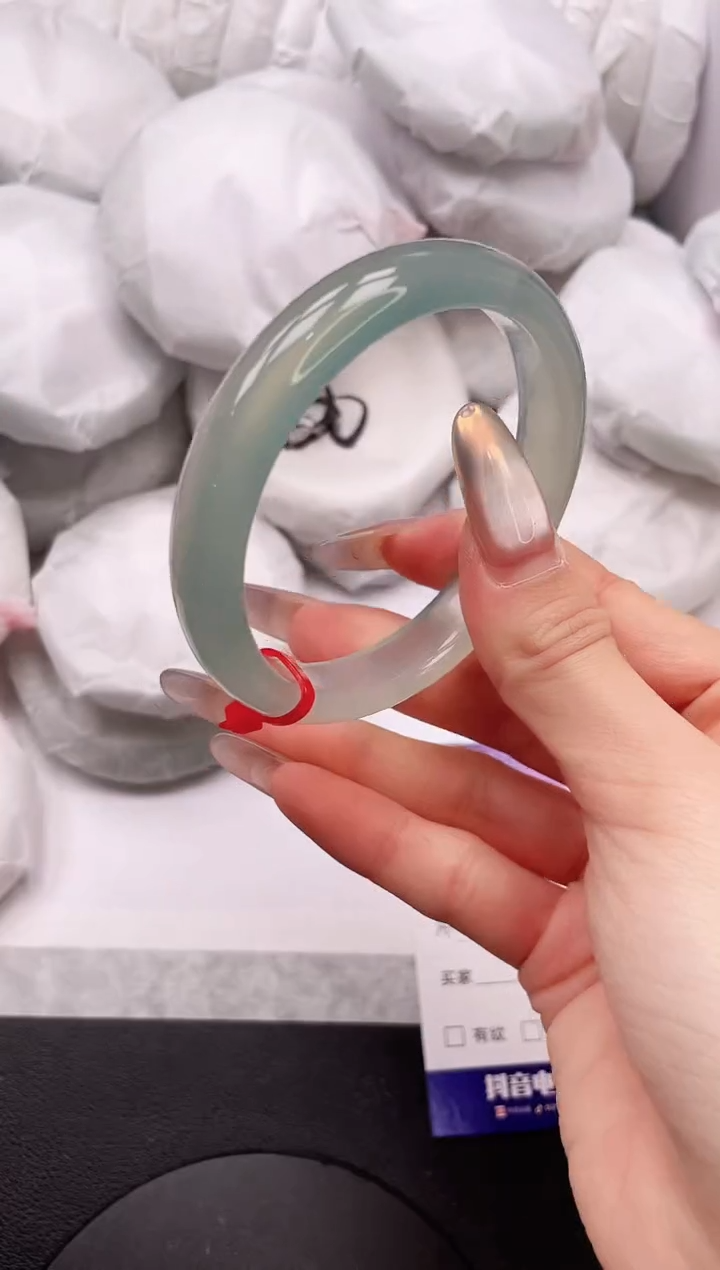 【闪购商品】石英质玉手镯未镶嵌2K155-58