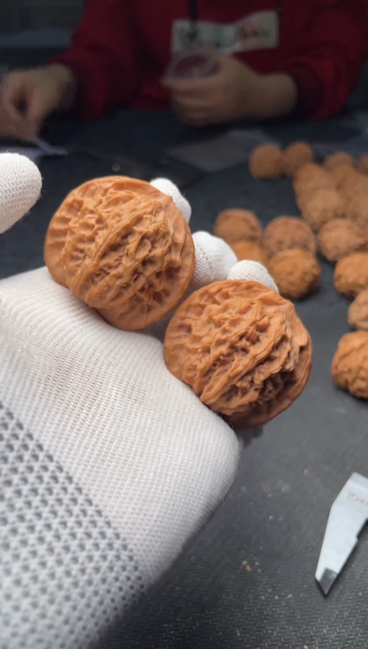 核桃a171   盘龙纹     43尺