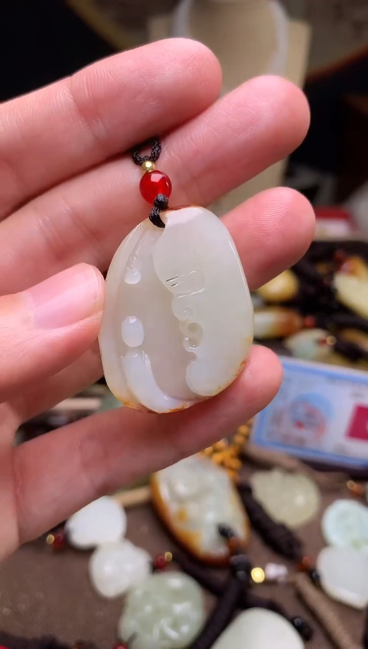 颈饰未镶嵌和田玉新疆料青海料清水和田玉吊坠