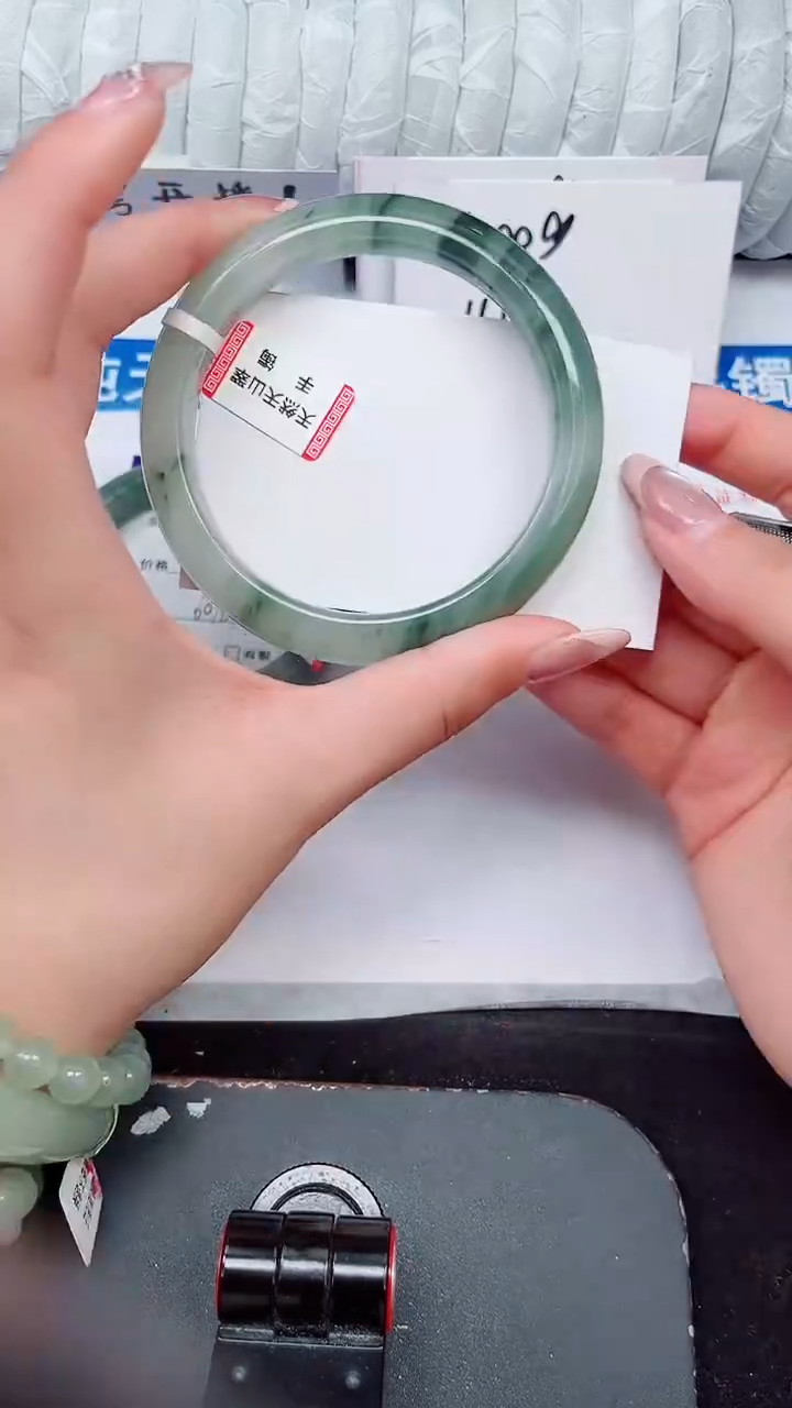 未镶嵌手镯石英质玉71-62/63