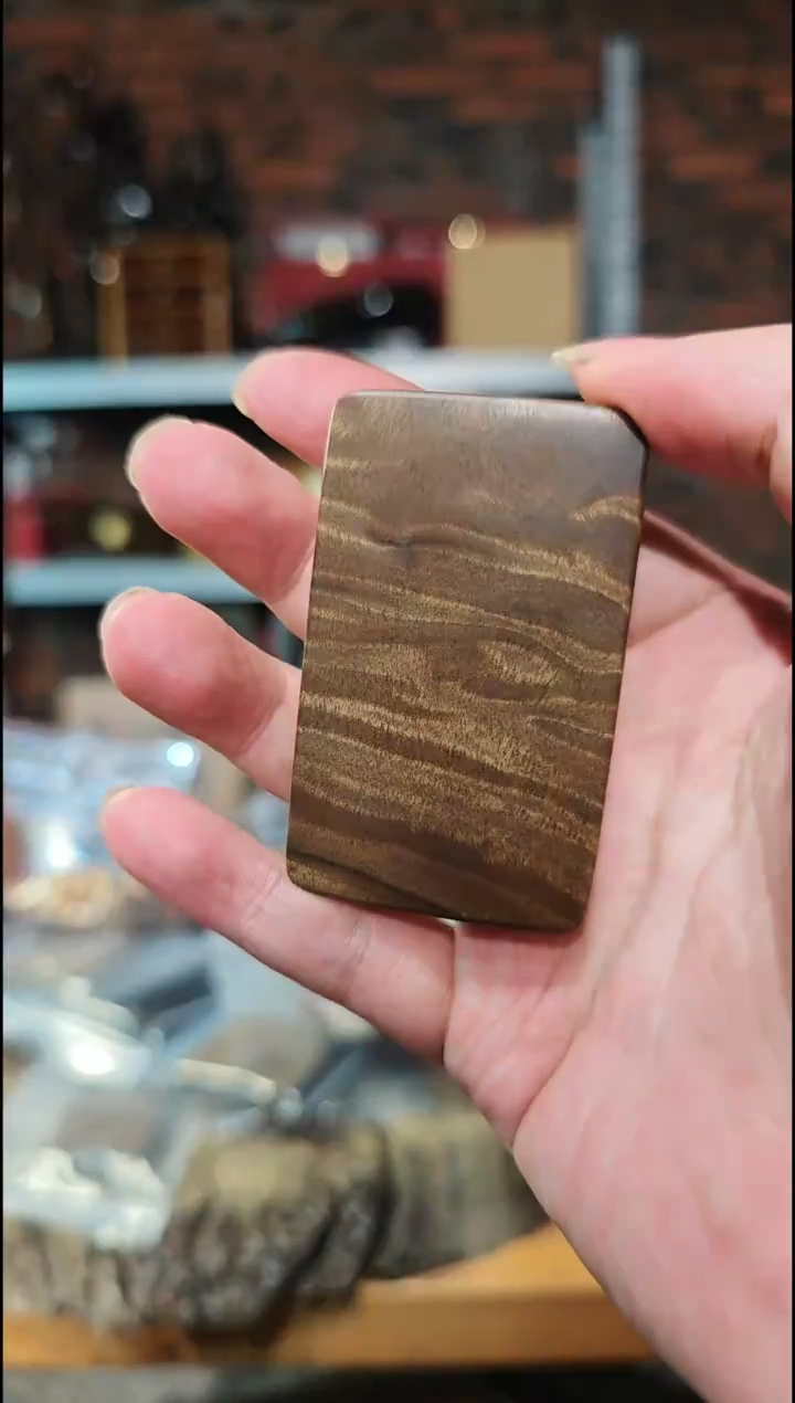 金丝楠无事牌手把件