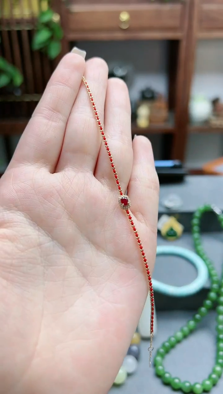 【闪购商品】红宝石手链18K金镶嵌18k金红宝石手链*1 ZX