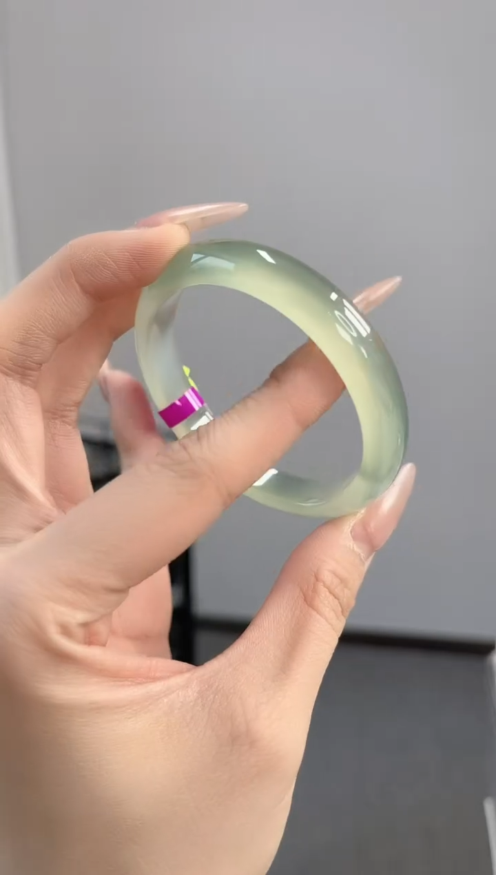 【闪购商品】玛瑙/玉髓手镯未镶嵌53-54圈