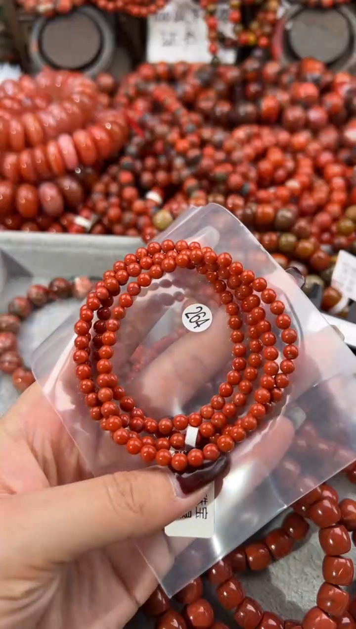 未镶嵌手串南红玛瑙4+
