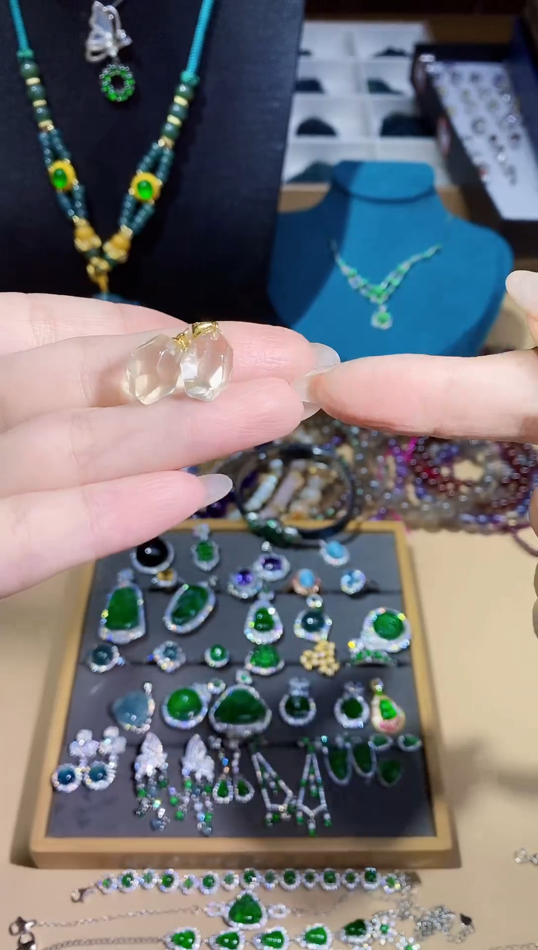 【闪购商品】水晶吊坠(不含链)银S925镶嵌多样性发其一【92】