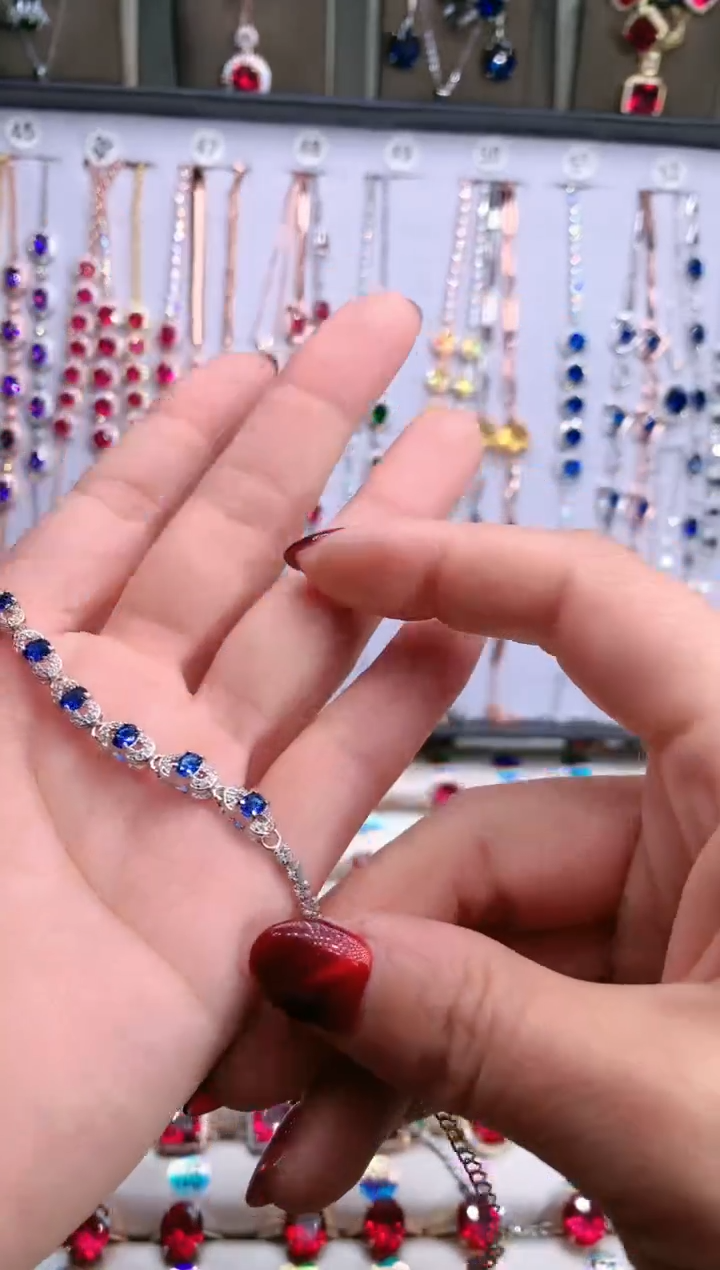 【闪购商品】蓝宝石手链银S925镶嵌1