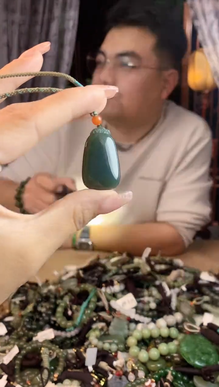 【闪购商品】和田玉挂件未镶嵌多样性发货拍一发一