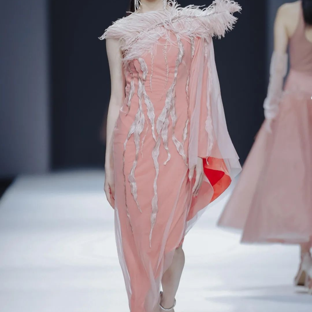 编号【691-700】高奢短袖气质时尚新款女装长袖宽松