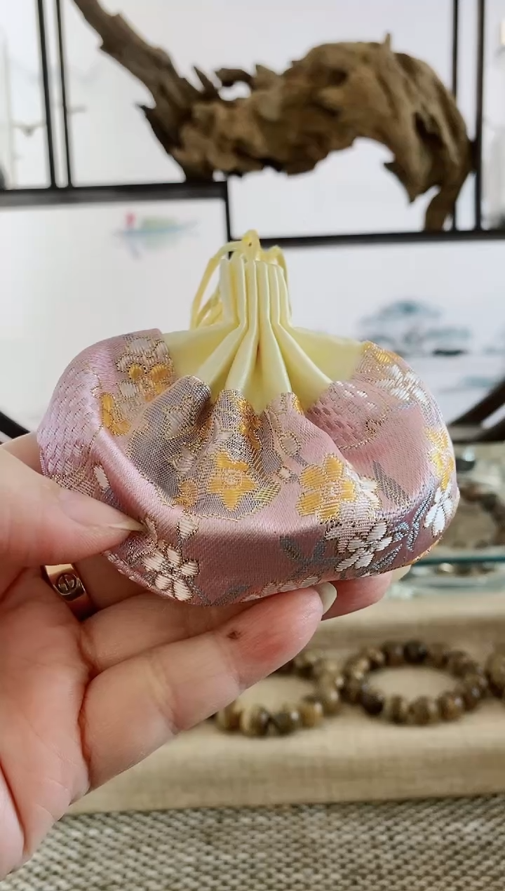 沉香沉香香囊天然沉香叶子香包