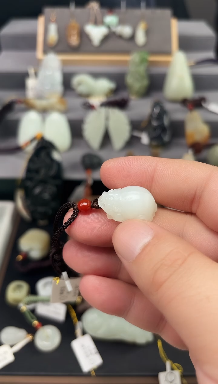 【闪购商品】和田玉颈饰未镶嵌貔貅