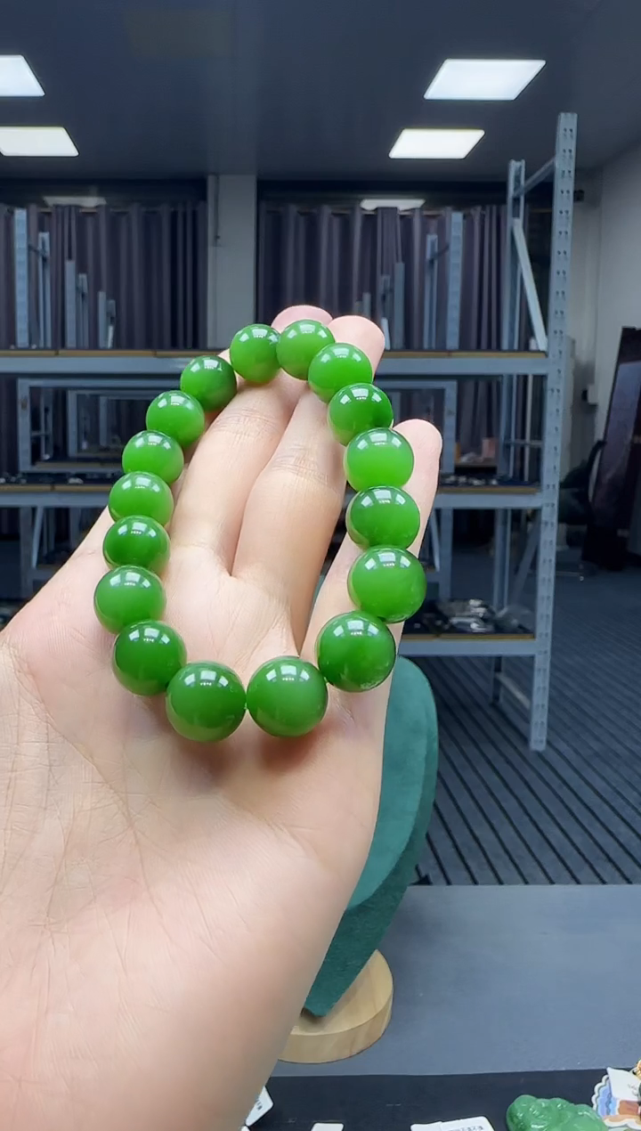 未镶嵌手串和田玉1