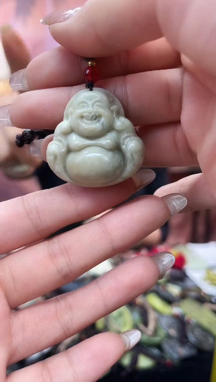 未镶嵌岫玉吊坠·