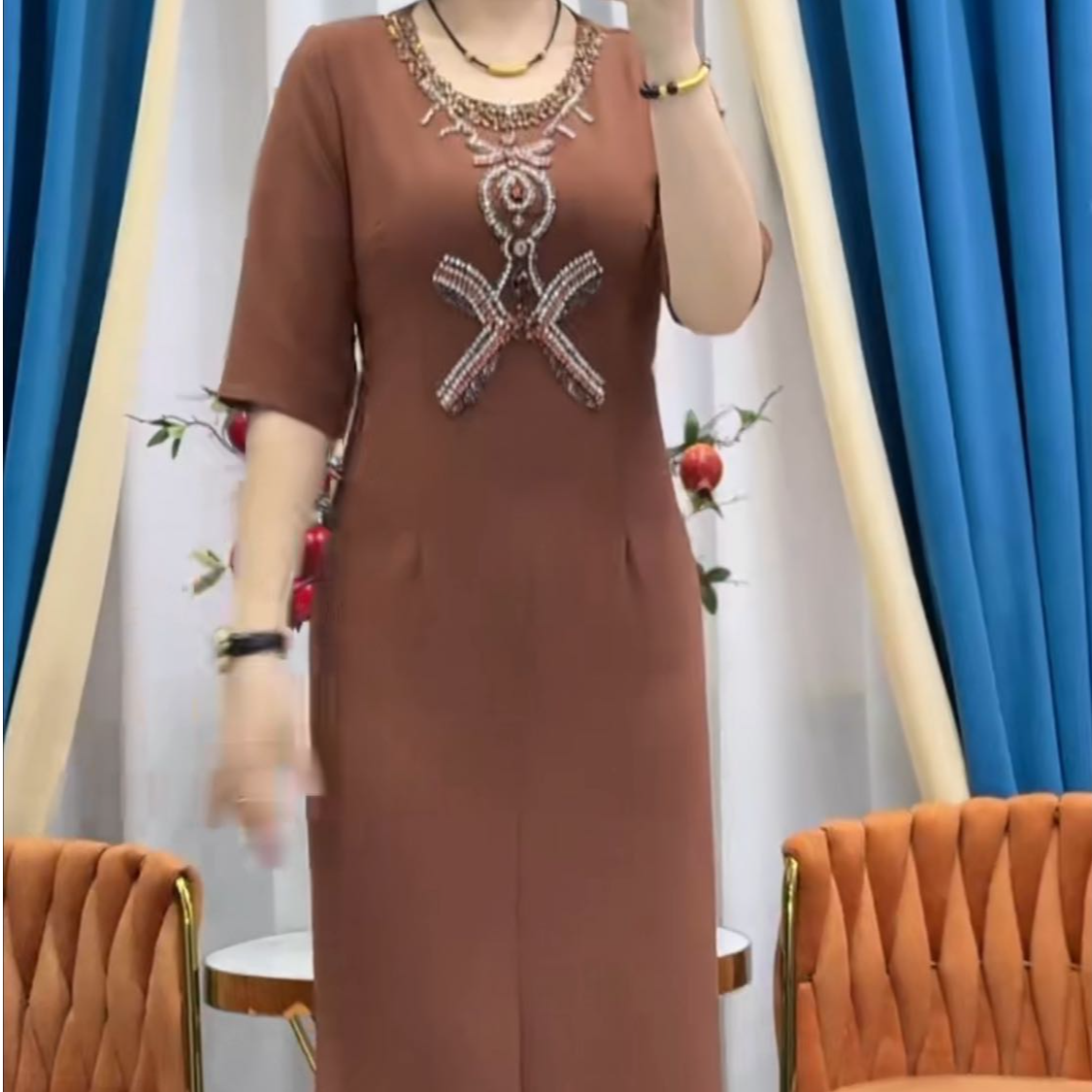 2025新款时尚百搭连衣裙