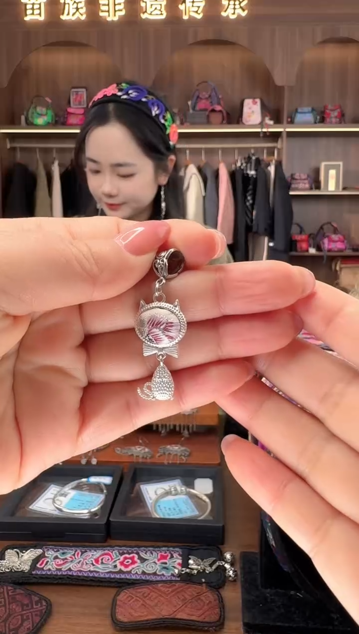 刺绣扶光苗绣传承3