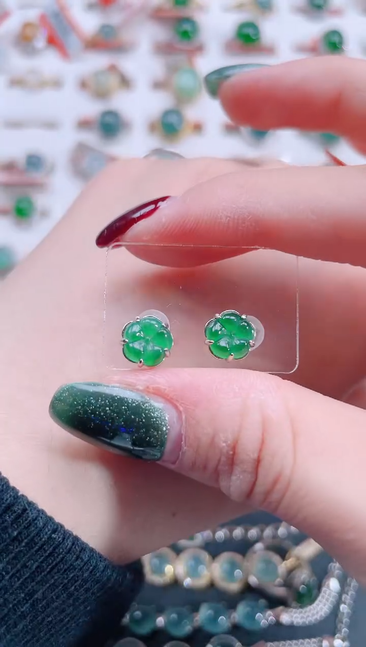 银S925镶嵌翡翠耳饰天然翡翠