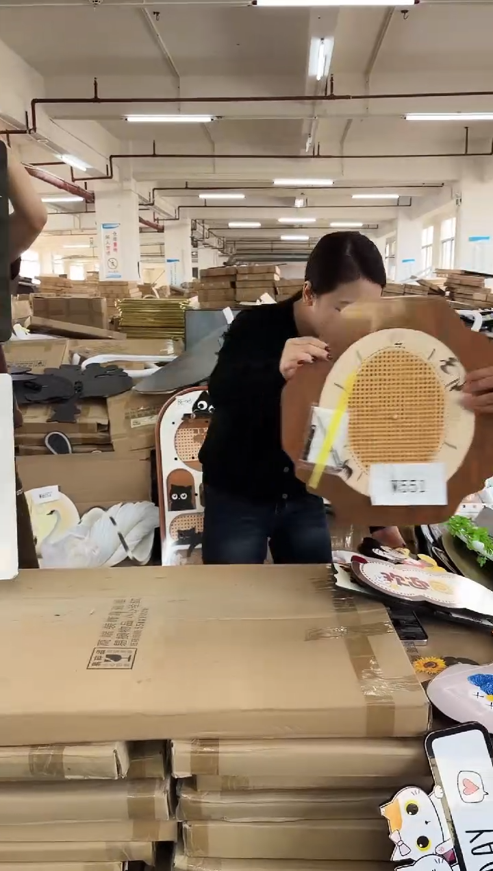 横款孤品果果微瑕闪购W551