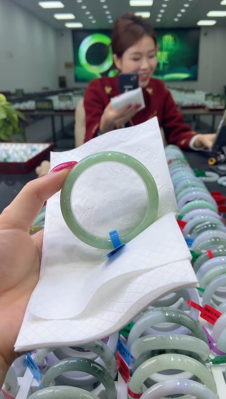 未镶嵌手镯翡翠0055522