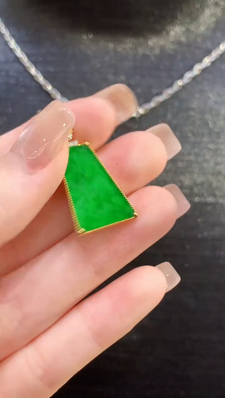 吊坠(不含链)18K金镶嵌翡翠L1343多样性发其一