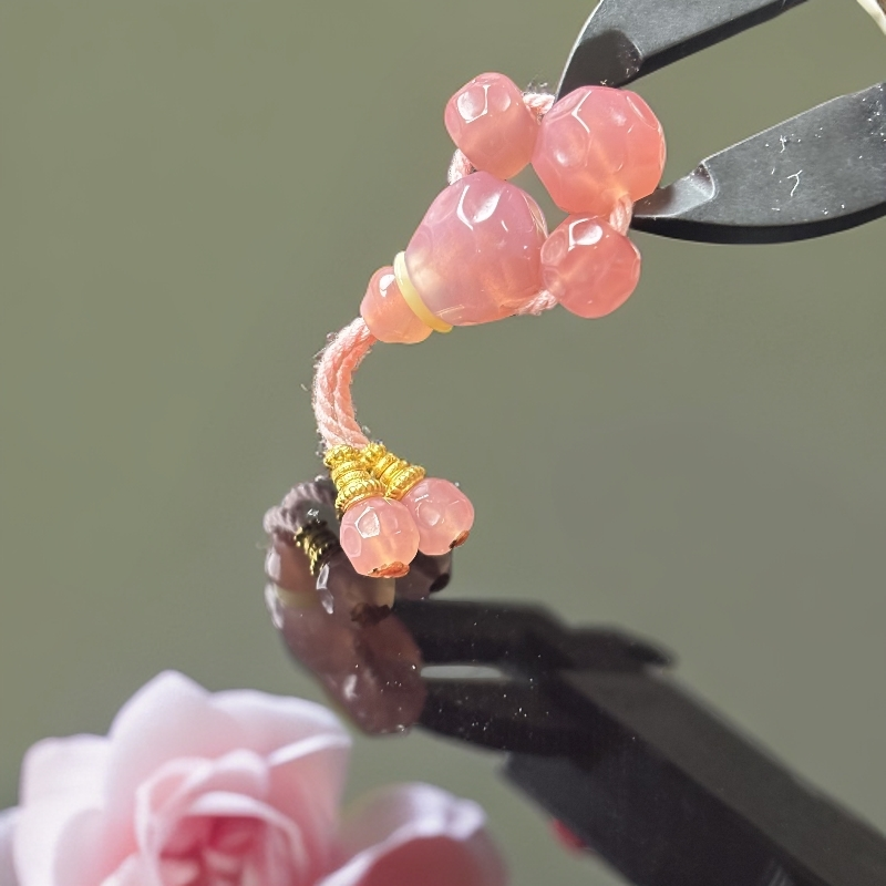绕指柔女生文玩闺蜜礼物8以下的串可以用