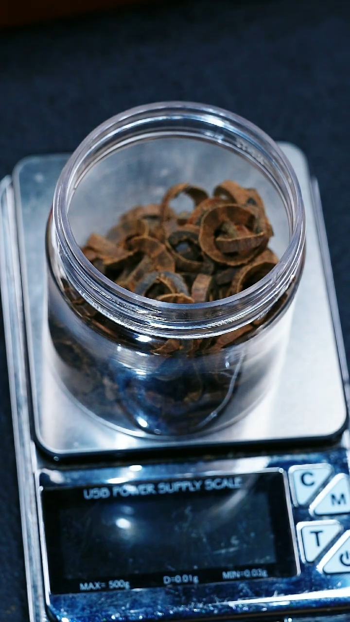 沉香碎屑沉香老惠安糖结甜甜圈1克