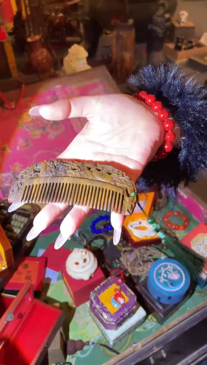 【闪购商品】一一一一一一一梳子