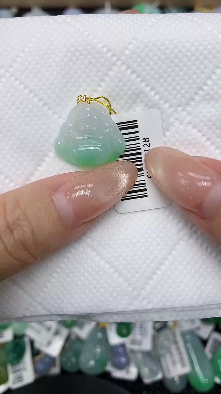 颈饰18K金镶嵌翡翠a货支持复检百元以上9元证书费自理