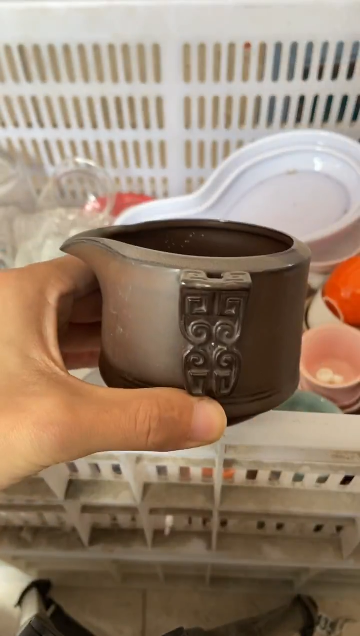 杯无运费险有瑕疵的摄影的产品有使用过的痕迹有点脏介意勿拍