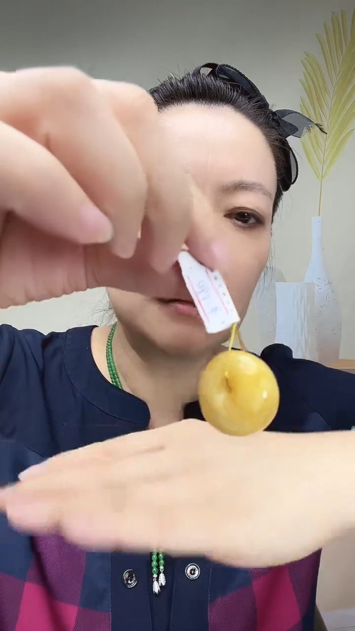 未镶嵌颈饰蜜蜡真**见蜜蜡平安扣