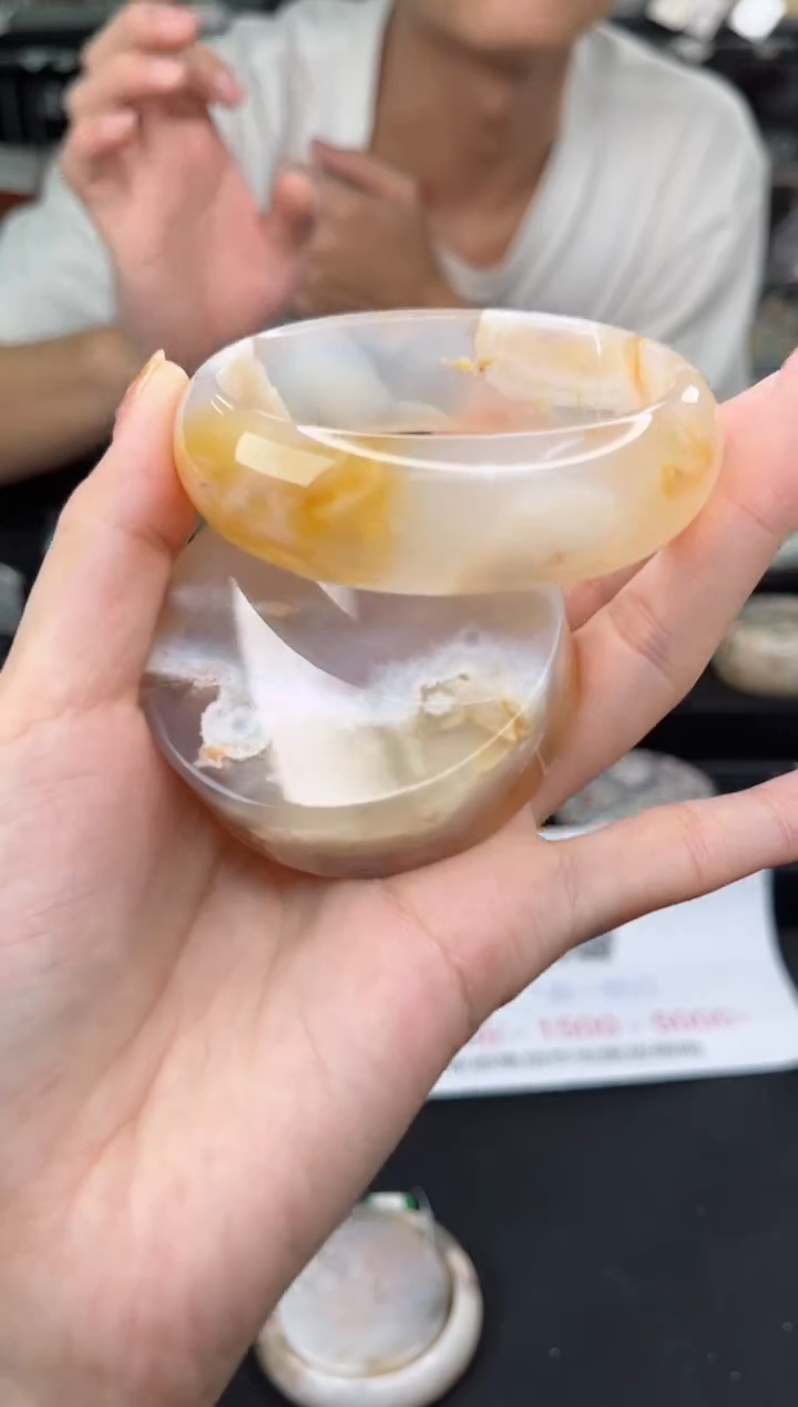 【闪购商品】石英质玉手镯未镶嵌59圈口（赠品镯心）1656260