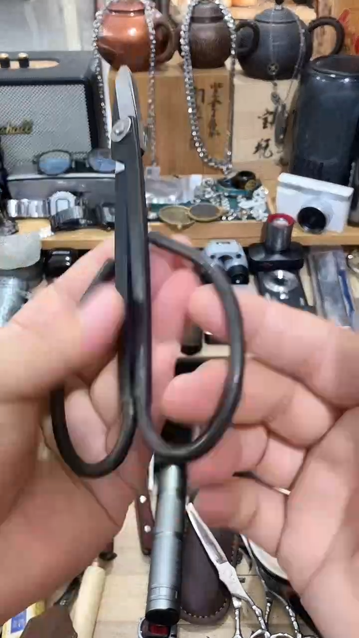 瓷片闪购商品  如图所示