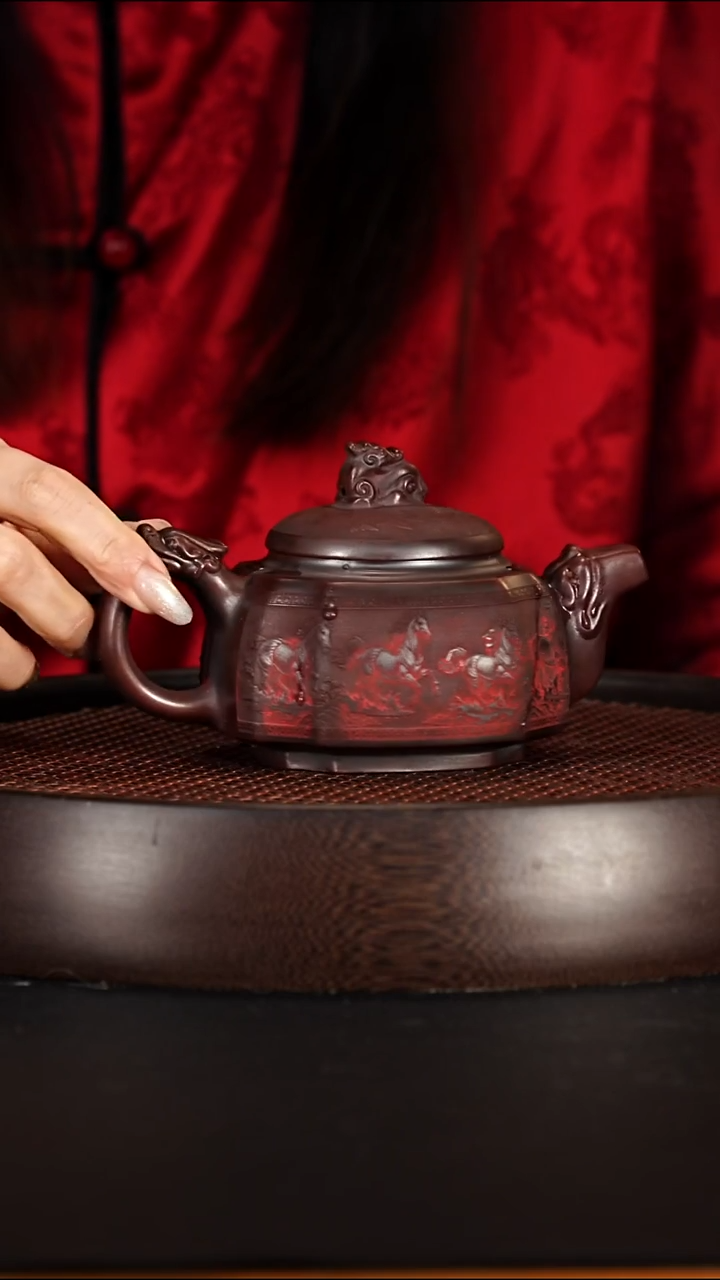 茶壶紫砂宜兴紫砂壶龙山古乌泥柴烧炫彩四方龙尊260cc