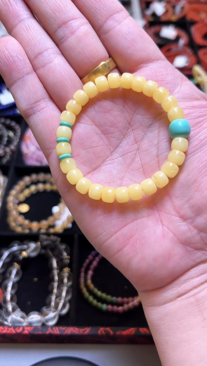 【闪购商品】蜜蜡手串未镶嵌蜜蜡老型桶珠单圈手串