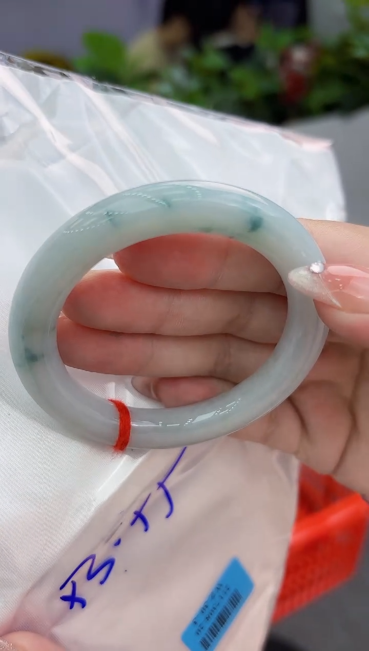 【闪购商品】翡翠手镯未镶嵌翡翠手镯