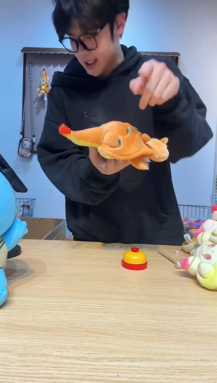 毛绒精灵宝可梦毛绒玩具