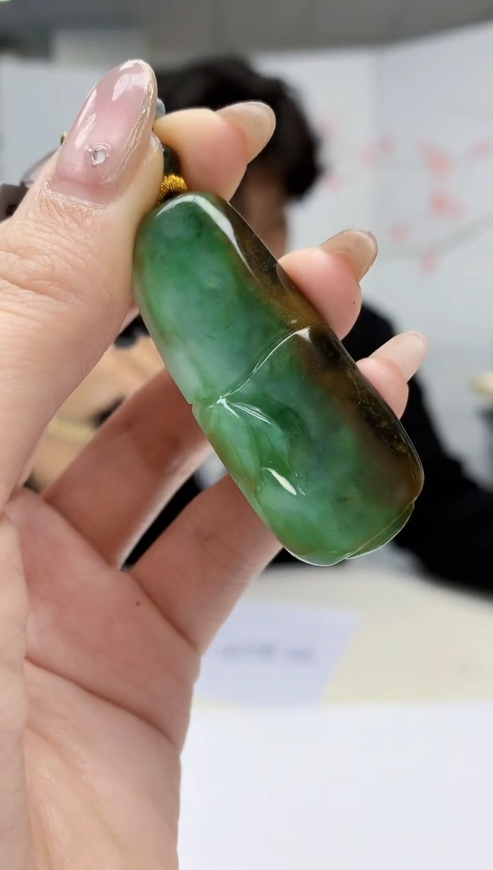 【闪购商品】定制翡翠未镶嵌5145jw-毛货挂件40