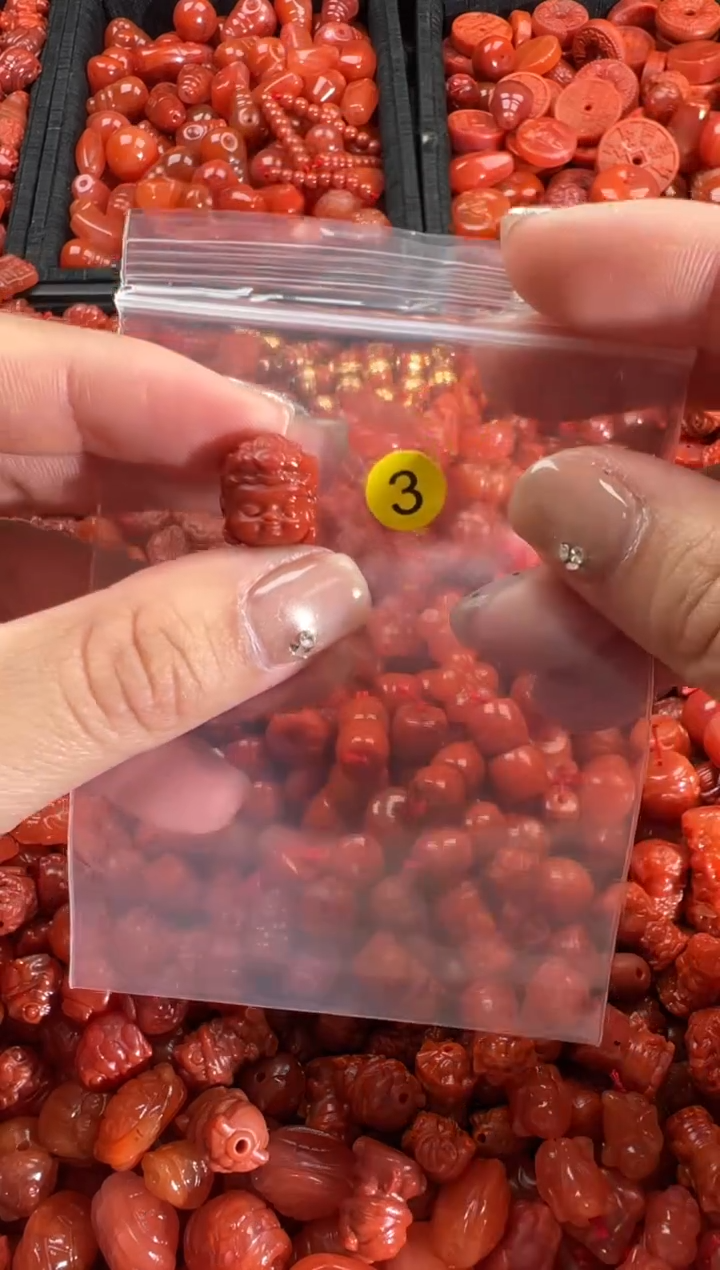 【闪购商品】南红玛瑙颈饰未镶嵌1