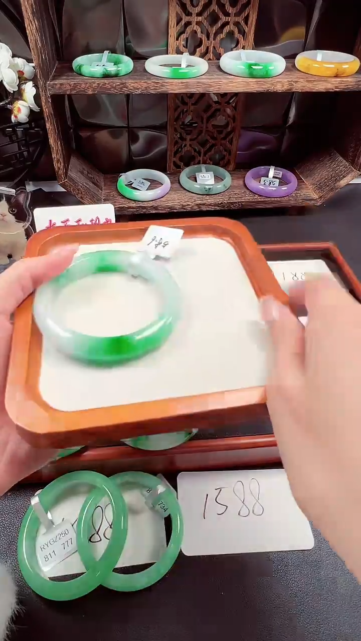 姐姐们看好 不要抢拍