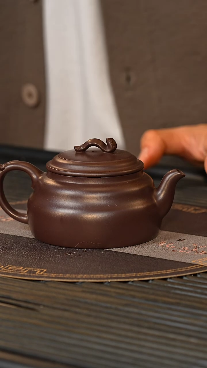 【闪购商品】紫砂茶壶YJB 黑墩头 如意