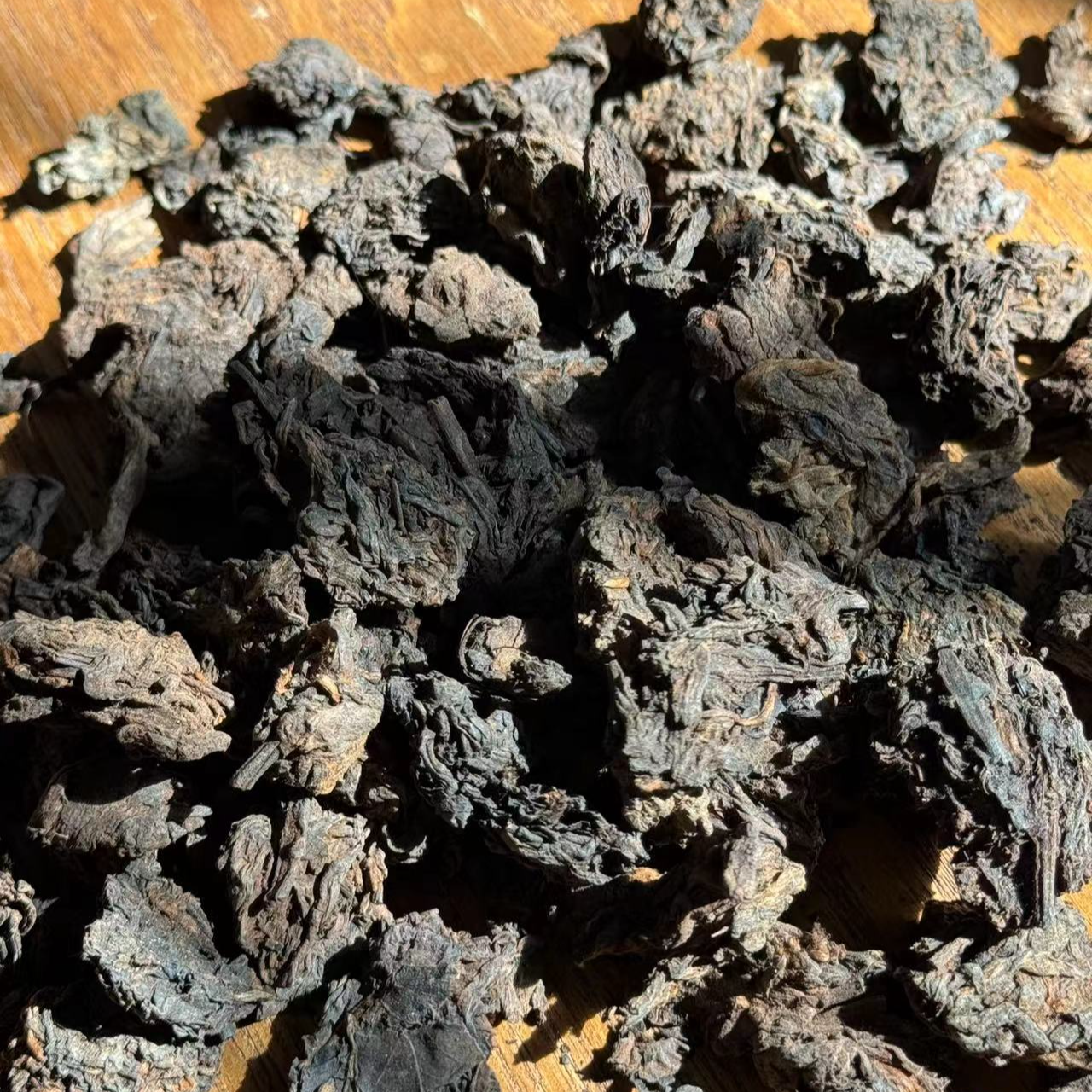 【2008年头春】冰岛老寨老茶头 熟茶 200克