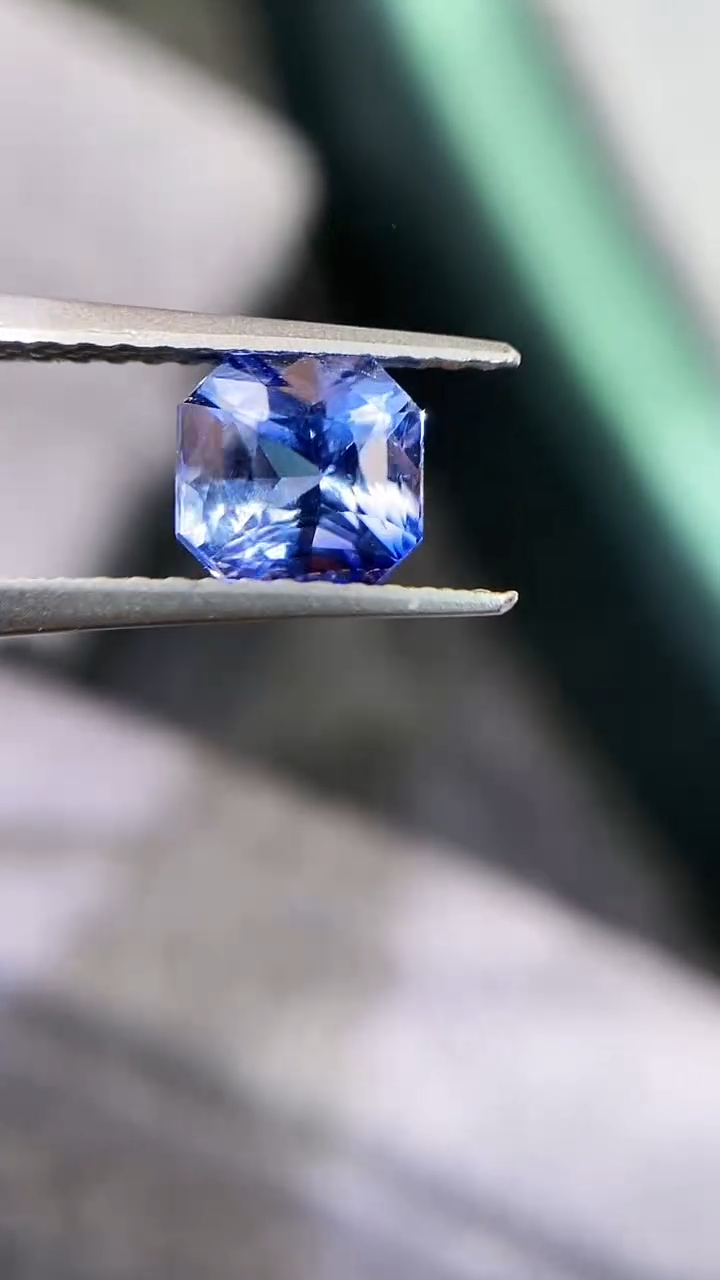 【闪购商品】定制蓝宝石定制未镶嵌天然1.5克拉