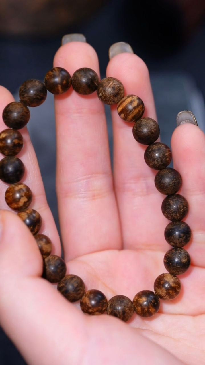 沉香沉香碎屑达拉干土沉老料0.8